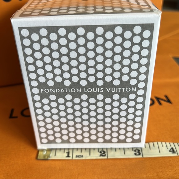 LOUIS VUITTON ORANGE BLOSSOM SCENTED CANDLE FROM LV FOUNDATION - Picture 7 of 9